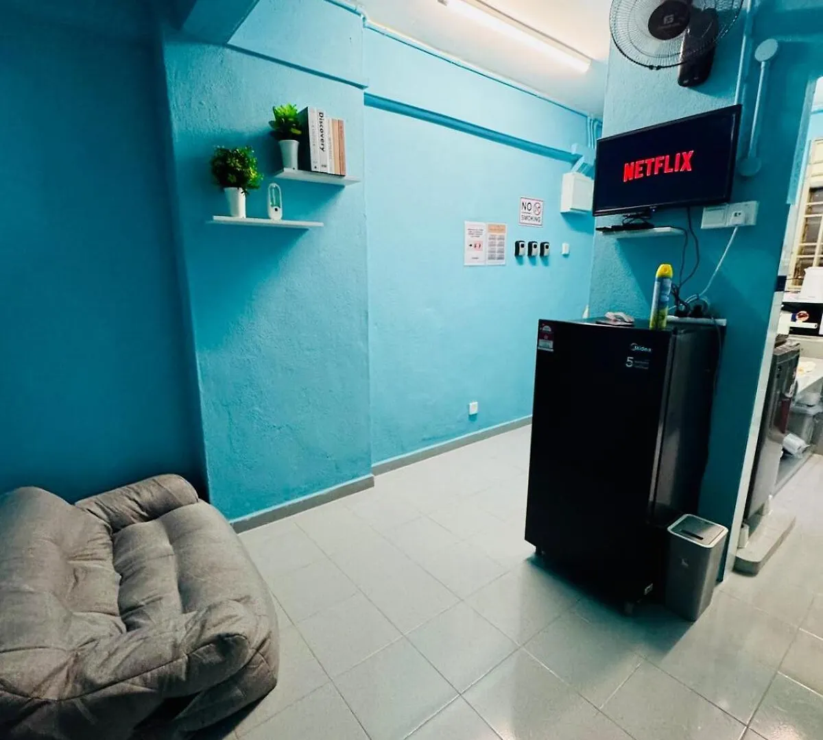 ゲルゴル1Br 3Pax Near Usm Netflixアパートメント