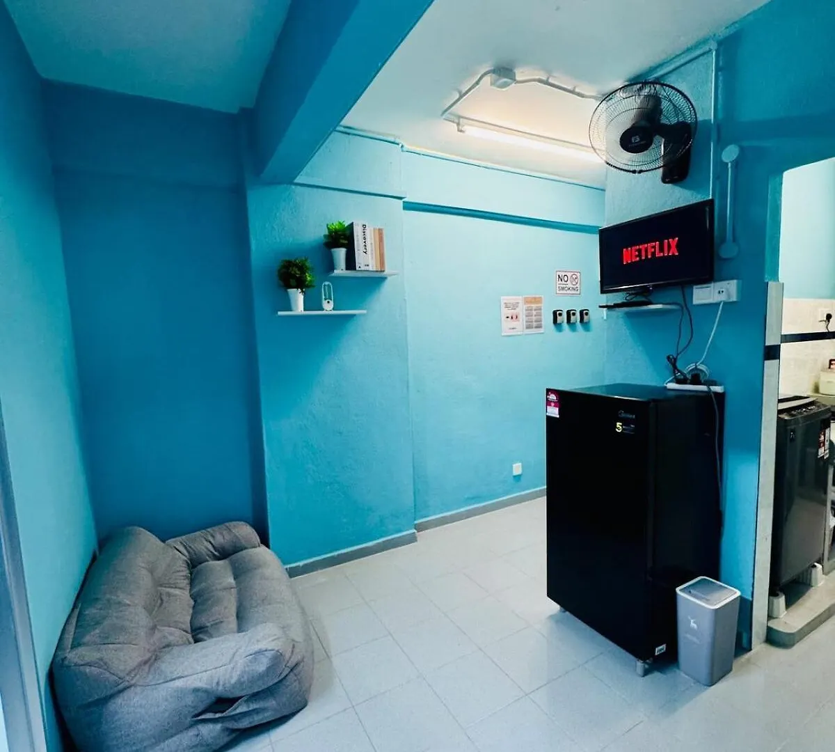 アパート ゲルゴル1Br 3Pax Near Usm Netflixアパートメント