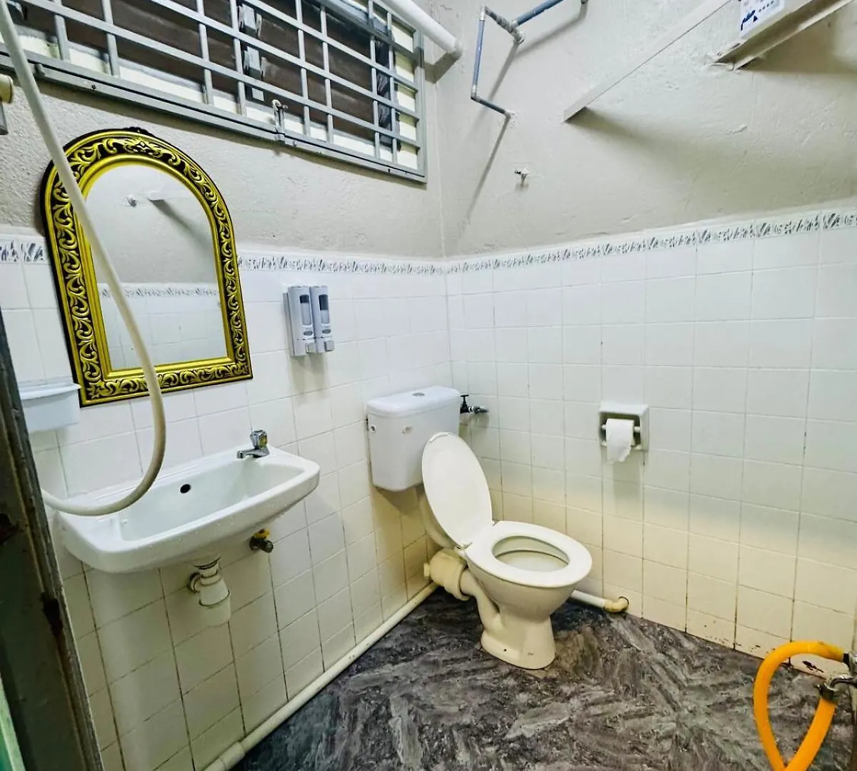 アパート ゲルゴル1Br 3Pax Near Usm Netflixアパートメント マレーシア